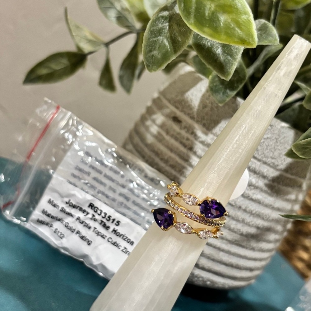 Elegant Gold and Purple Women's Bomb Party Ring